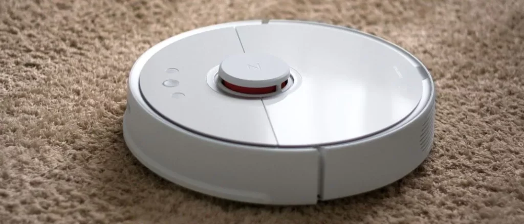 robotic vacuum cleaner